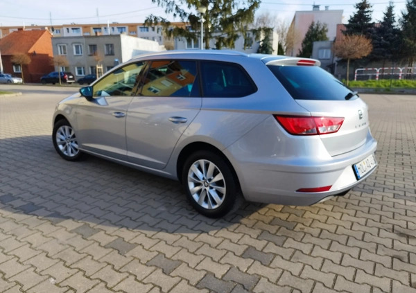 Seat Leon cena 58800 przebieg: 46700, rok produkcji 2019 z Kościan małe 154